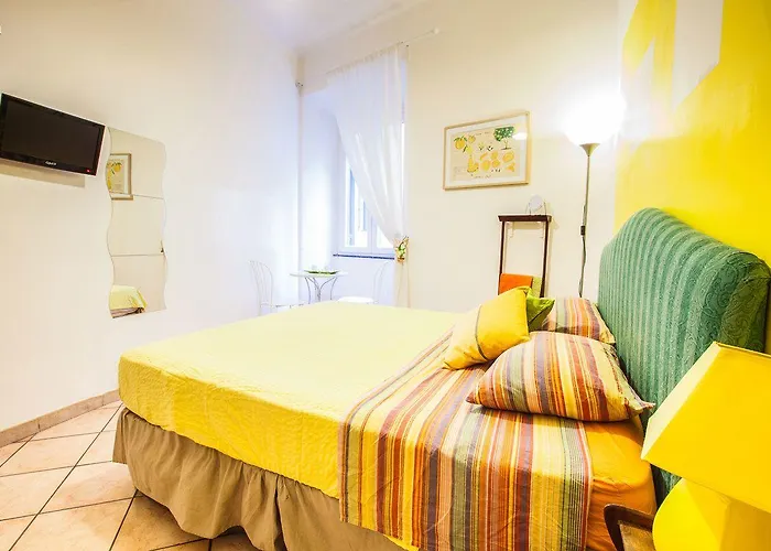 Fruitroom Pensión 3*